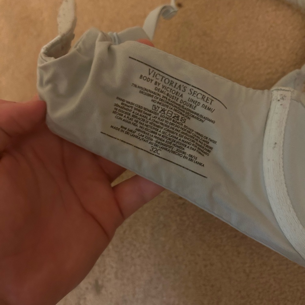 Bra - Picture 4 of 4